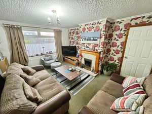 Lounge- click for photo gallery